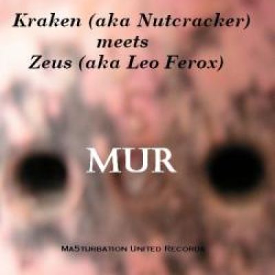 Kraken (aka Nutcracker) meets Zeus (aka Leo Ferox) - MUR (2012)